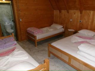 Guest house Xheni - Valbona - 6