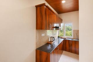 ELIVAAS Signature Karinya Villas Fern Scenic Hill View Villa With Sit Out , Shared Gazebo and Garden - 4
