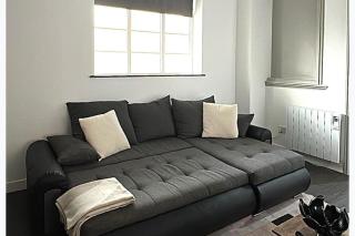 Sleeps8-FamilyFriendly-4Bed-CentralSheffield - 5