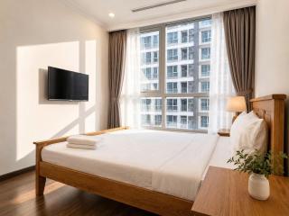 Vinhome Central Park 2 bedroom apartment - 5