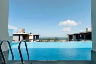 Manhattan Paradise - 2