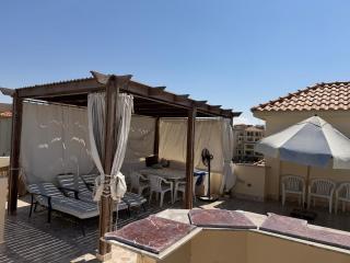 Stella Marina Roof Pool View New Alamin view and Marina Beach access - 0
