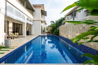 Lindsay Manor Casa Tia 4BHK Pool Luxury - 5