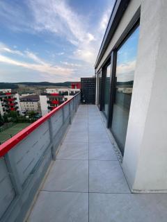 GreenView Penthouse - 8
