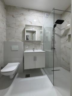 The Golden View -2 Bedroom & 2 Bathroom - Garage Parking - 8