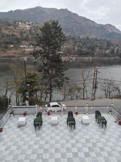 The Lakehouse - 8