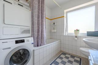 Mittelfeld 1-3 Bedroom Apartments, 15-20 Min Walk to Hannover Exhibition, Free WiFi - 1