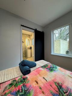 Ground floor one bedroom apartment in South Yarra - 2