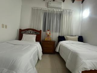 LOS LIRIOS casa vacacional - 6
