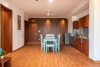 Royal apartment Hillcrest kasauli Restaurant Lift Rooftop self cooking 7o1827o7o3 - 3