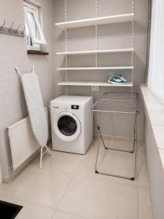 Entire Villa, free parking - 3