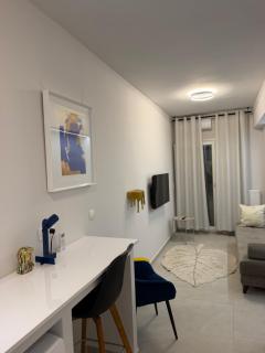 SimOtel Downtown Suite - 8