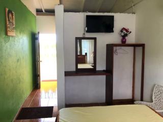 THE TRAVELLERS INN ROOM E UPstairs - 0