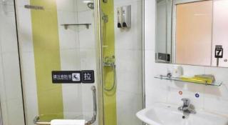 7 Days Inn Kunming Juhua Overpass Dongjiao Road Metro Station - 2