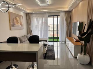 The Opal Residence Kilimani near Yaya Centre with Heated Pool, Gym, Free Parking, Sauna, Free Wi-Fi and Lounge Area - 0