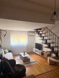 Mia’s duplex apartment - 9