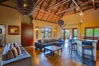 Bush Willow Lodge Villa 111 - 3