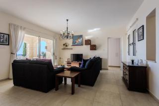 Resitour - Perneri Four Bedroom Villa - 6