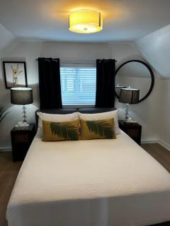 Niagara Escape Loft - 9