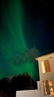 Waterfront Home with Mountain Views in Ballstad - 0