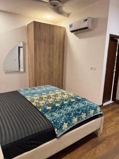 Two bed room fully furnished apartment kazani heights 2 Gulberg Green - 6