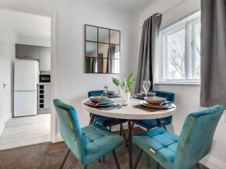 The Hideaway At Monk St - 7