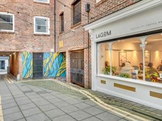 The Hideaway At Monk St - 2