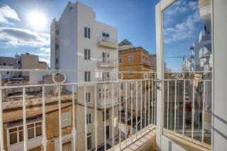 Modern 3-bedroom apartment Pieta - 4