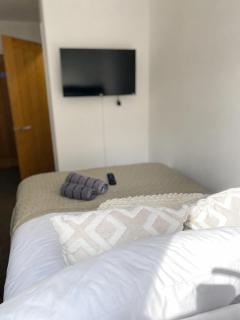 St James Court Serviced Accommodation - 9