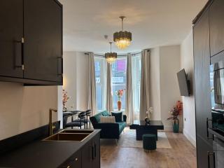Wakefield House - Apartment 1 - The Joshua Suite - 6