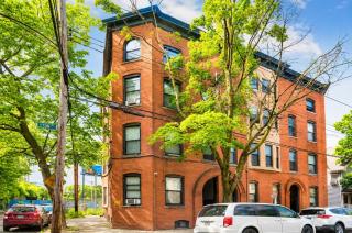 City Lovers Dream 2BR Gem Wooster Square Prk - 9