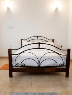Peaceful 3-Level Luxury Home with Private Parking - 6