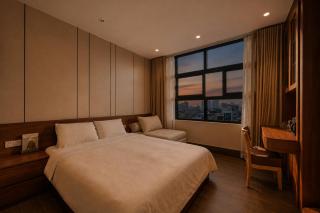 Warm City View Room near Bach Mai & Vietnam - France Hospital - 7