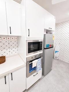 Spacious 2BR Central Accra Tse Addo - 2