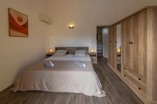 Grand Bay Villa, 4 beds, office, pool, beach 5 min - 5