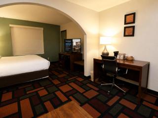 Quality Inn & Suites Malvern - 4