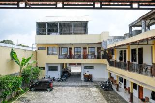 RedDoorz near Alun Alun Wonosobo - 9