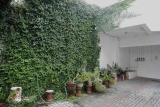 RedDoorz Plus @ Jalan Parangtritis 2 - 6