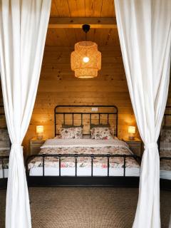 BOHO Forest Retreat - 2
