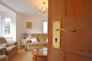 Sea-Renity Sidmouth Sleeps 6 Parking for 2 Vehicles - 4