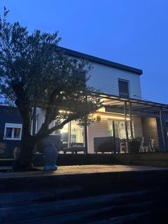 Grande maison face aux Pyrénées avec piscine - 9
