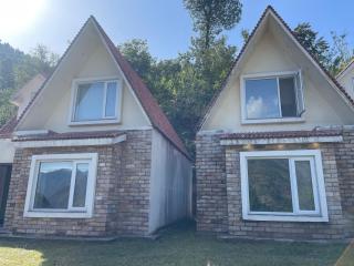 White Ice Cottages - 0