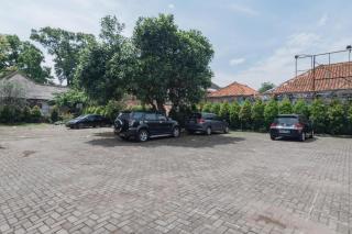 RedDoorz near Alun Alun Bandung 3 - 6