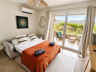 Apartment with pool view Salina Bay Porto-Vecchio - 8