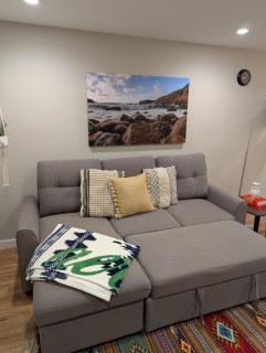 Spacious Private Calgary 1-Bedroom Suite - 1