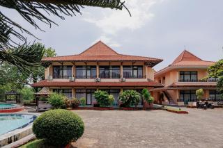 RedDoorz Plus near Tugu Mercusuar Anyer - 6
