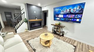 DC Edge stunning three-bedroom House - 9