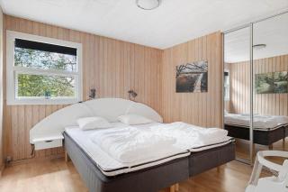 1558-Aakirkeby-Poserevaenget-6 - 4