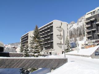 Studio lumineux avec balcon et casier à ski proche des pistes - FR-1-425-185 - 2