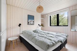 1604-Aakirkeby-Havrebakken-9 - 4